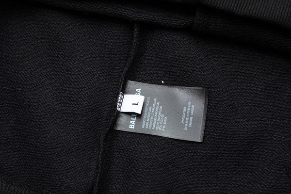 ブランドパーカー着用イメージ